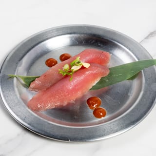 Garlic Tuna Nigiri