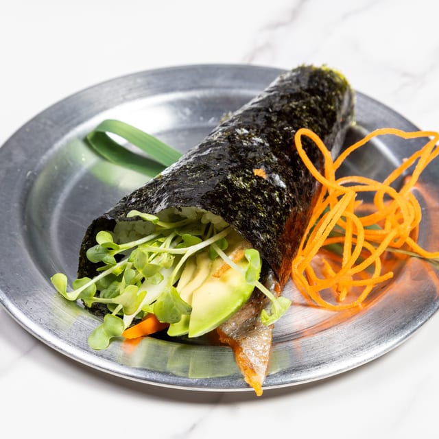 Vegetable Handroll.